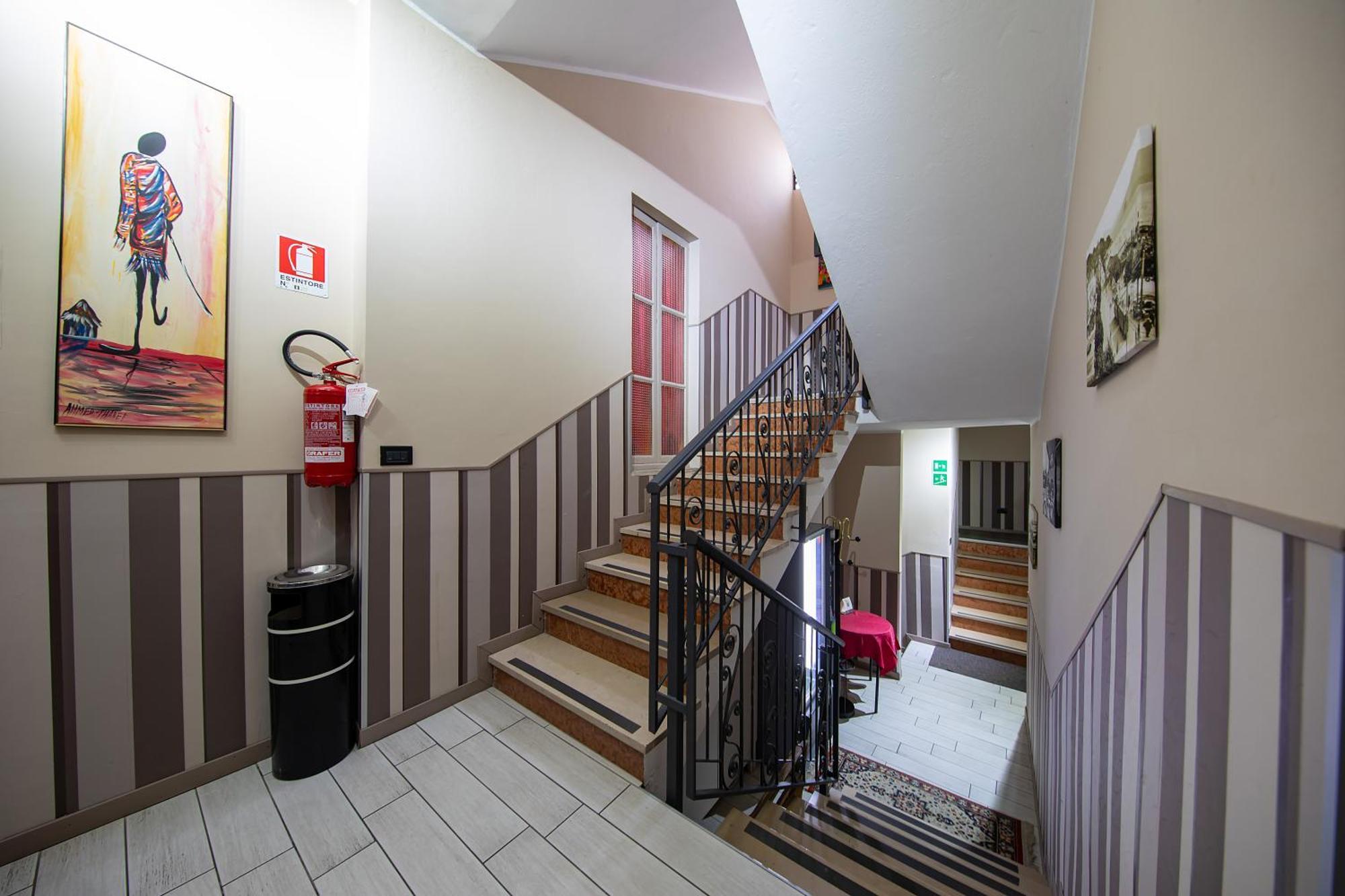Hotel Novara Вербания Экстерьер фото