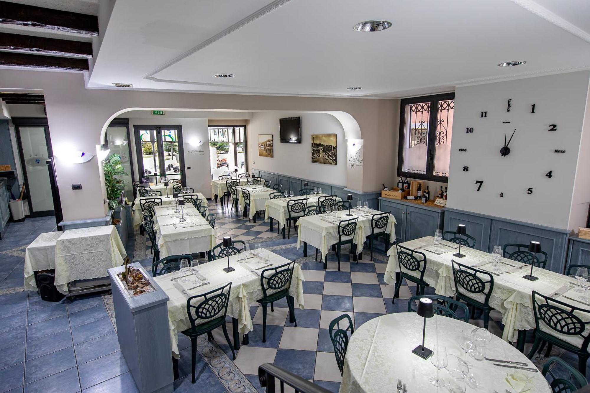 Hotel Novara Вербания Экстерьер фото